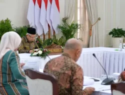 Wapres Ma’ruf Amin Pimpin Rapat Tingkat Menteri Bahas Strategi Penanggulangan Kemiskinan Tahun 2024