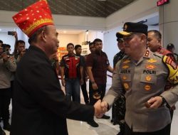 Kapolda Sulteng Hadiri Penjemputan Menko PMK RI di Bandara