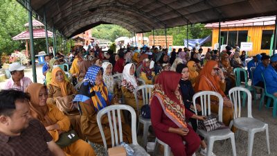 Rektor Untad Kunjungi Mahasiswa KAT dan Guru di Parigi Moutong