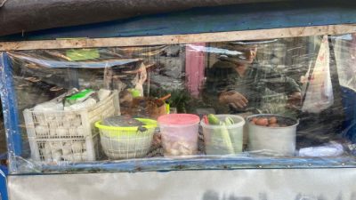 Gado-gado Racikan Mas Dedi Jadi Rebutan