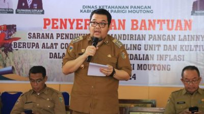Serahkan Bantuan Pendukung, Pj Bupati Richard Arnaldo Harap Produktifitas Pertanian Meningkat