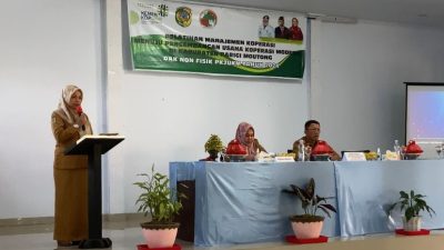 Diskop UKM Parigi Moutong Berikan Pelatihan Terkait Management