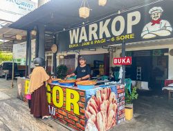 Pernah Menjadi Koki dan Wartawan, Kini Om Ali Sulteng Buka Jajanan Pisang Goreng