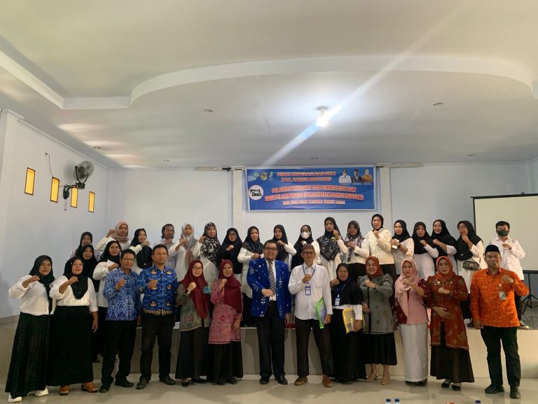 Para Pelaku Usaha Mikro di Parigi Moutong Ikut Pelatihan Menjahit