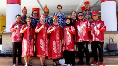 Langkah Proaktif: Pencanangan Zona Integritas oleh Bupati Poso Menuju Reformasi Birokrasi yang Transparan dan Profesional