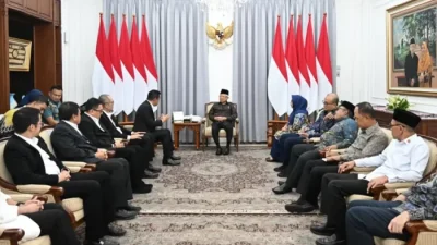 Mengoptimalkan Peran Logistik: Tantangan dan Solusi dalam Mendukung Pertumbuhan Ekonomi
