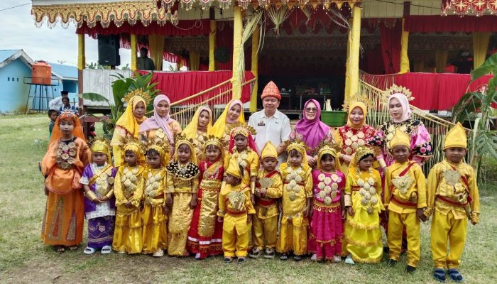 Peringati HUT ke-18, Desa Khatulistiwa Didorong Jadi Desa Inovatif dan Bersih