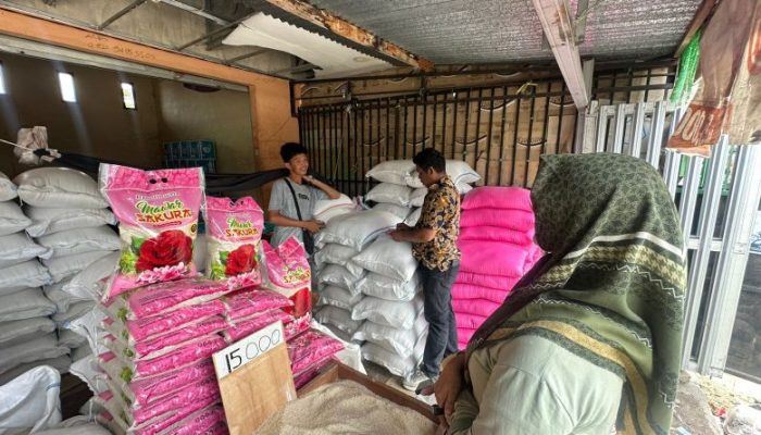 Demi Kesejahteraan Rakyat, Polres Parimo dan Disperindag Cek Harga Beras di Pasar