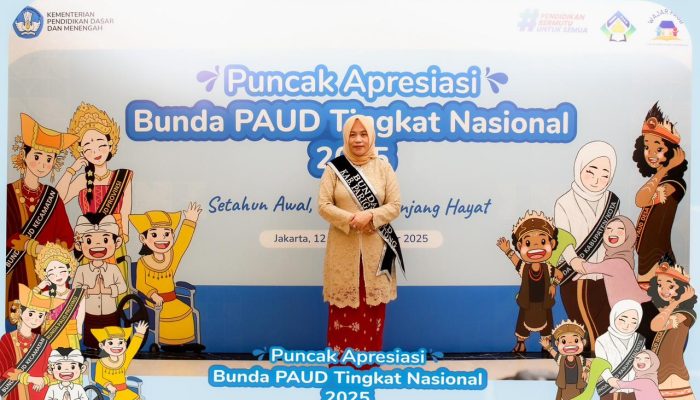Bunda PAUD Hestiwati Nanga, Raih Penghargaan Nasional dari Kemendikdasmen