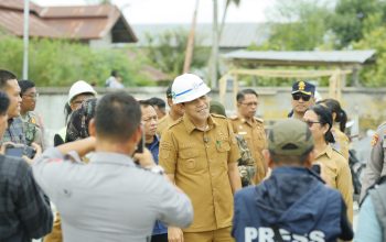 Erwin Burase Pastikan Revitalisasi Sekolah Berjalan Sesuai Aturan