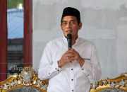 Bupati Parigi Moutong, Erwin Burase, memastikan gaji ke-13 dan Tunjangan Hari Raya (THR) bagi guru agama di daerahnya akan dibayarkan.