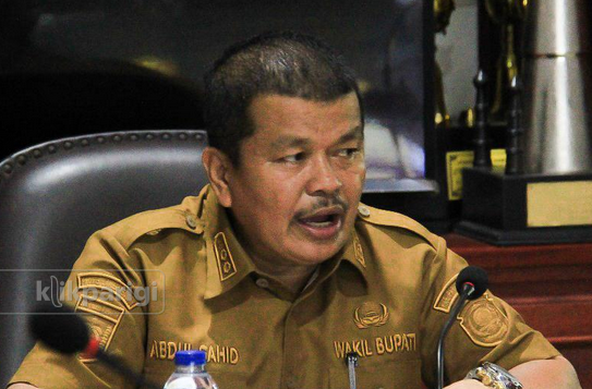 Wakil Bupati Parigi Moutong, Abdul Sahid, meminta Aparatur Sipil Negara (ASN) di lingkungan pemerintah daerah tetap bekerja profesional selama bulan suci Ramadan. Ia menegaskan, suasana ibadah puasa tidak boleh memengaruhi kedisiplinan maupun kualitas pelayanan kepada masyarakat.