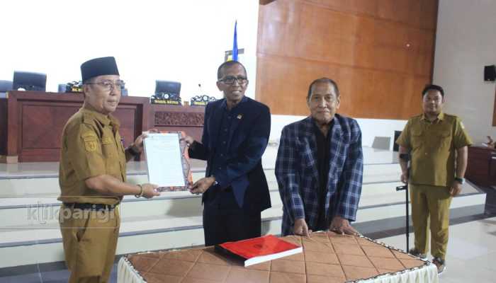 DPRD Parigi Moutong Sampaikan Hasil Pemeriksaan Belanja dan Serahkan e-Pokir 2027