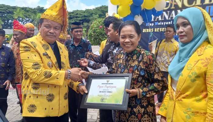 SMK Negeri 1 Toribulu Raih Penghargaan Adiwiyata di HUT ke-24 Parigi Moutong