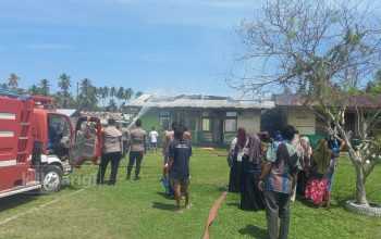 Dua Rumah Dinas Guru di Moutong Timur Terbakar, Kerugian Ditaksir Rp25 Juta