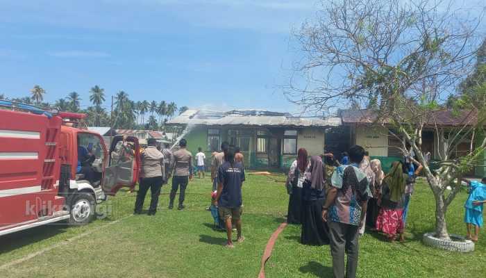 Dua Rumah Dinas Guru di Moutong Timur Terbakar, Kerugian Ditaksir Rp25 Juta