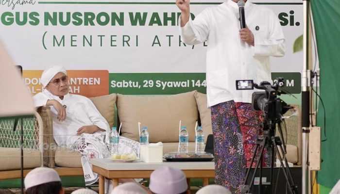 Penguasaan STEM Jadi Kunci, Nusron Berikan Motivasi Santri Al-Bahjah