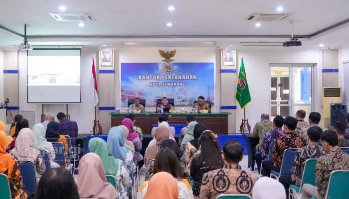 Wamen Ossy Tekankan Pelayanan Cepat dan Akurat di Kantah Semarang