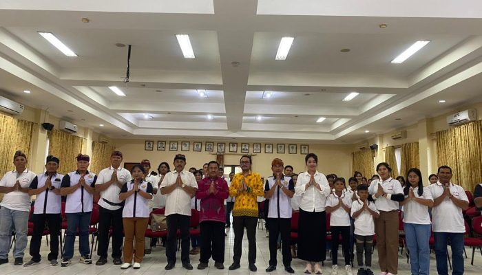 Lepas Kontingen UDG XVI, Sekda Tekankan Nilai Sportivitas dan Spiritual