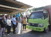 Distribusi Bantuan Terkendala, Erwin Burase Siapkan Alat Berat Buka Akses Jalan Uebana