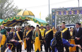 Hadiri HUT Buol, Erwin Burase Dorong Kebersamaan dalam Membangun Daerah